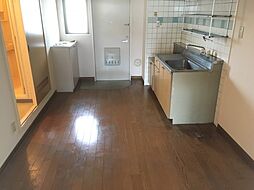 ラ・フィレンツェII 302 3階1DKのリビング/ダイニング