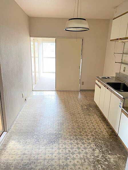 リフォームをご希望の方もご相談ください。リフォーム費用も住宅ローンに組み込んで借入が可能です。