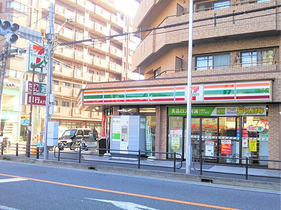 セブンイレブン...