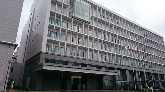 茅ヶ崎市役所（...