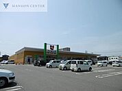 ウオロク牡丹山店 1045m