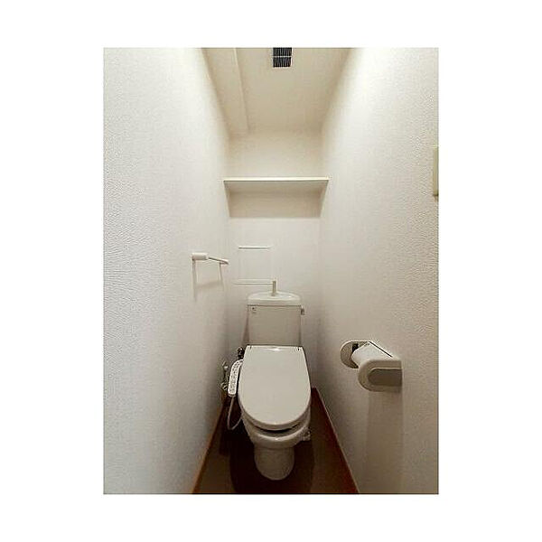 東京都新宿区若宮町 賃貸マンション 1階 トイレ