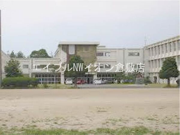 画像24:倉敷市立福田中学校 784m