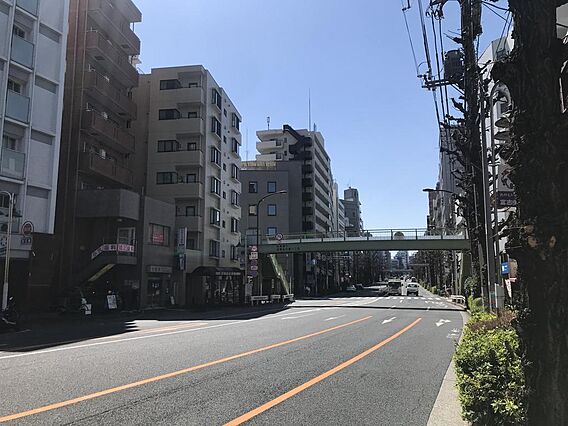 マンションから...