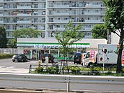 ファミリーマート