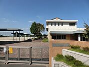 北九州市立ひびきが丘小学校（603m）