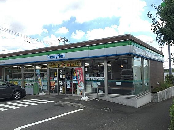 ファミリーマー...