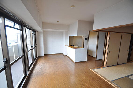 リビング/ダイ...