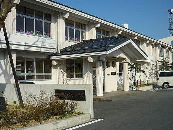 画像20:鳥取市立城北小学校1071m