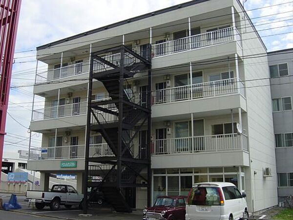 ドウェルクリスタル ｜北海道函館市富岡町３丁目(賃貸アパート2LDK・4階・52.70㎡)の写真 その1