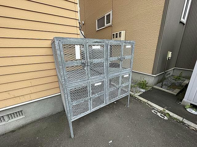 その他