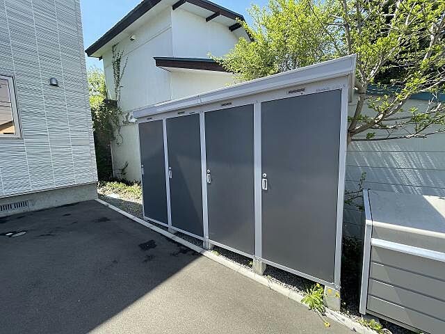 その他