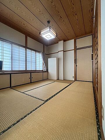 室内 碧南市縄手町5丁目