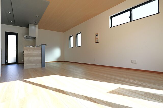 リビング/ダイニング 広島市安佐北区可部1丁目