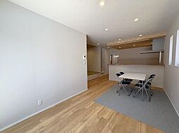 リビング/ダイニングの画像