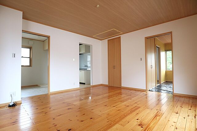 リビング/ダイニング 広島市安佐南区伴東2丁目