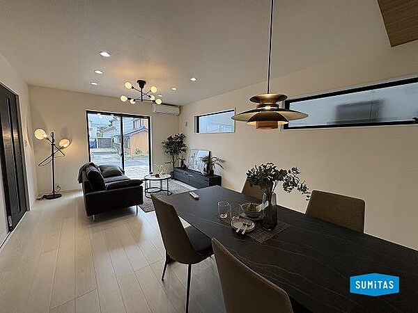 リビング/ダイニング