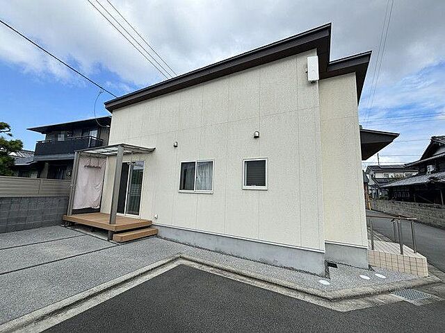 外観 松山市余戸中4丁目