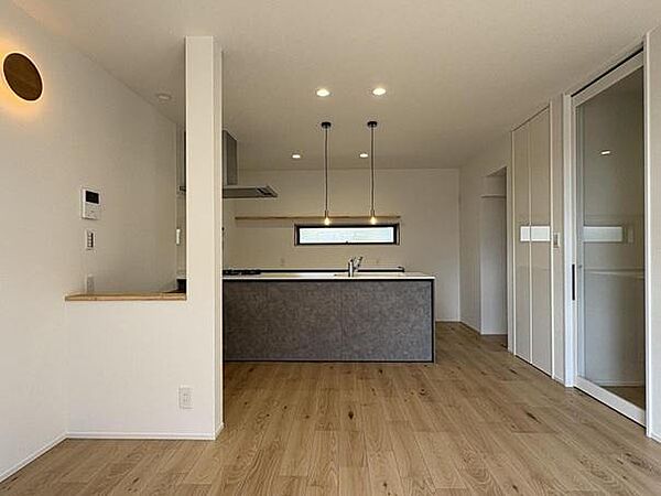 リビング/ダイニング