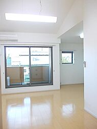 サンメゾン 202 2階1LDKのリビング/ダイニング