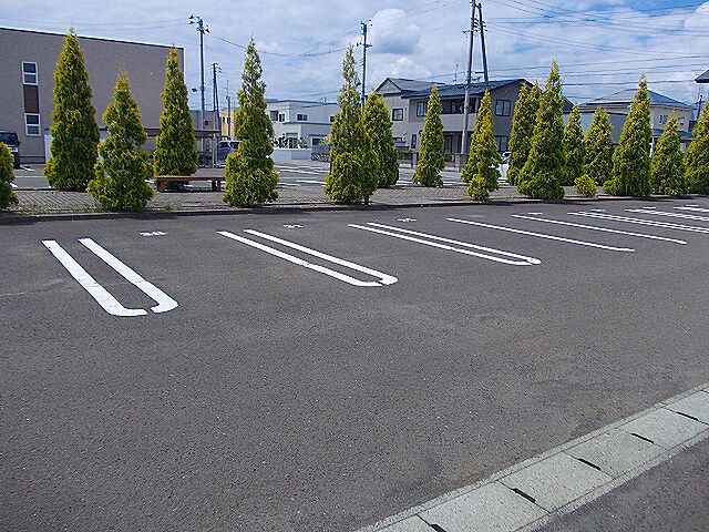 4 / 4