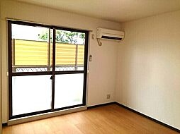 ジュネス東生駒 105 1階1Kのリビング/ダイニング