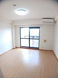 プチ・ソレール 303 3階1Kのリビング/ダイニング