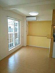 ジーラ・ソーレ　IV 204 2階1LDKのリビング/ダイニング