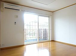 マンダリン　ヒル 101 1階2DKのリビング/ダイニング