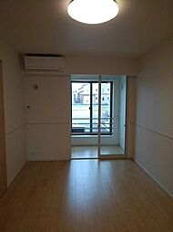 チェリーツリーやえ　II 101 1階1LDKのリビング/ダイニング