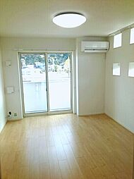 コンフォーティアII 203 2階1Kのリビング/ダイニング