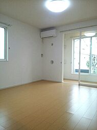 フェリシア・コートIII 101 1階ワンルームのリビング/ダイニング