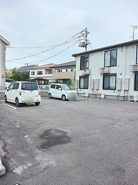 4 / 10