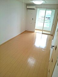 フェアリ−・テ−ル　II 203 2階2LDKのリビング/ダイニング