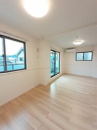 ラ・メテオール　II 201 2階2LDKのリビング/ダイニング