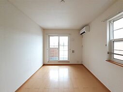 グリーミングヒルＢ 201 2階2LDKのリビング/ダイニング