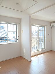 インサイドビレッジII 203 2階2LDKのリビング/ダイニング