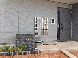 4 / 17