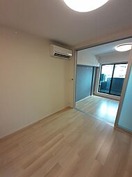 カーム・レジデンス 202 2階1DKのリビング/ダイニング