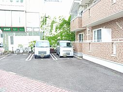 4 / 4