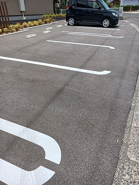 8 / 16