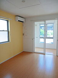 コンフォート・リブ 101 1階1LDKのリビング/ダイニング