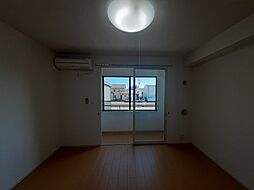 カ−サ・プリムラ 201 2階1LDKのリビング/ダイニング