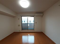 トレフル　Ｂ 205 2階1LDKのリビング/ダイニング