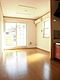 リビング...