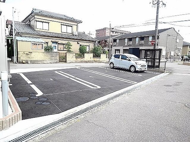 6 / 9