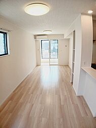 エスポアボヌールＭ 104 1階1LDKのリビング/ダイニング