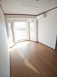 メゾンセレッソ　II 102 1階2DKのリビング/ダイニング