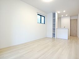 メゾン　リヴィエール　VII 103 1階1LDKのリビング/ダイニング