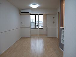 エセックス　西苑　II 103 1階1LDKのリビング/ダイニング